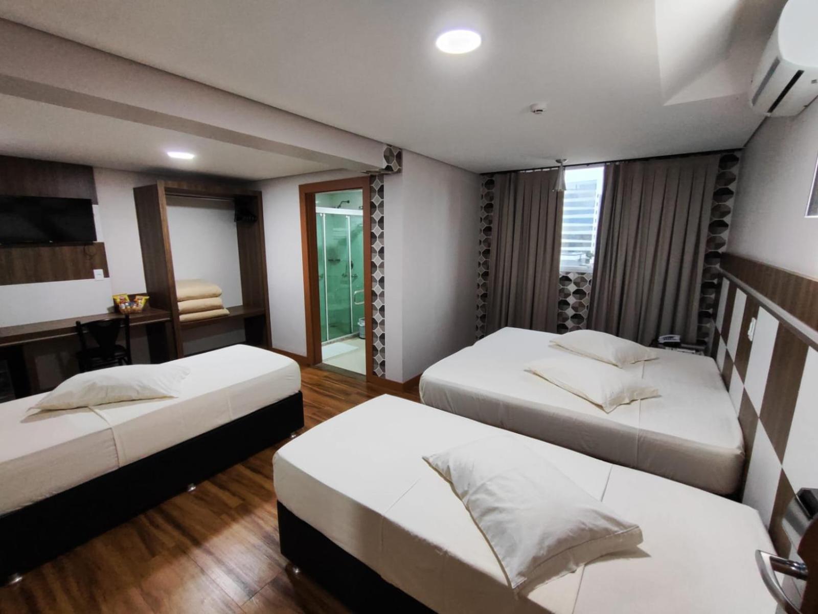 Hotel Maestro Executive Toledo Eksteriør bilde